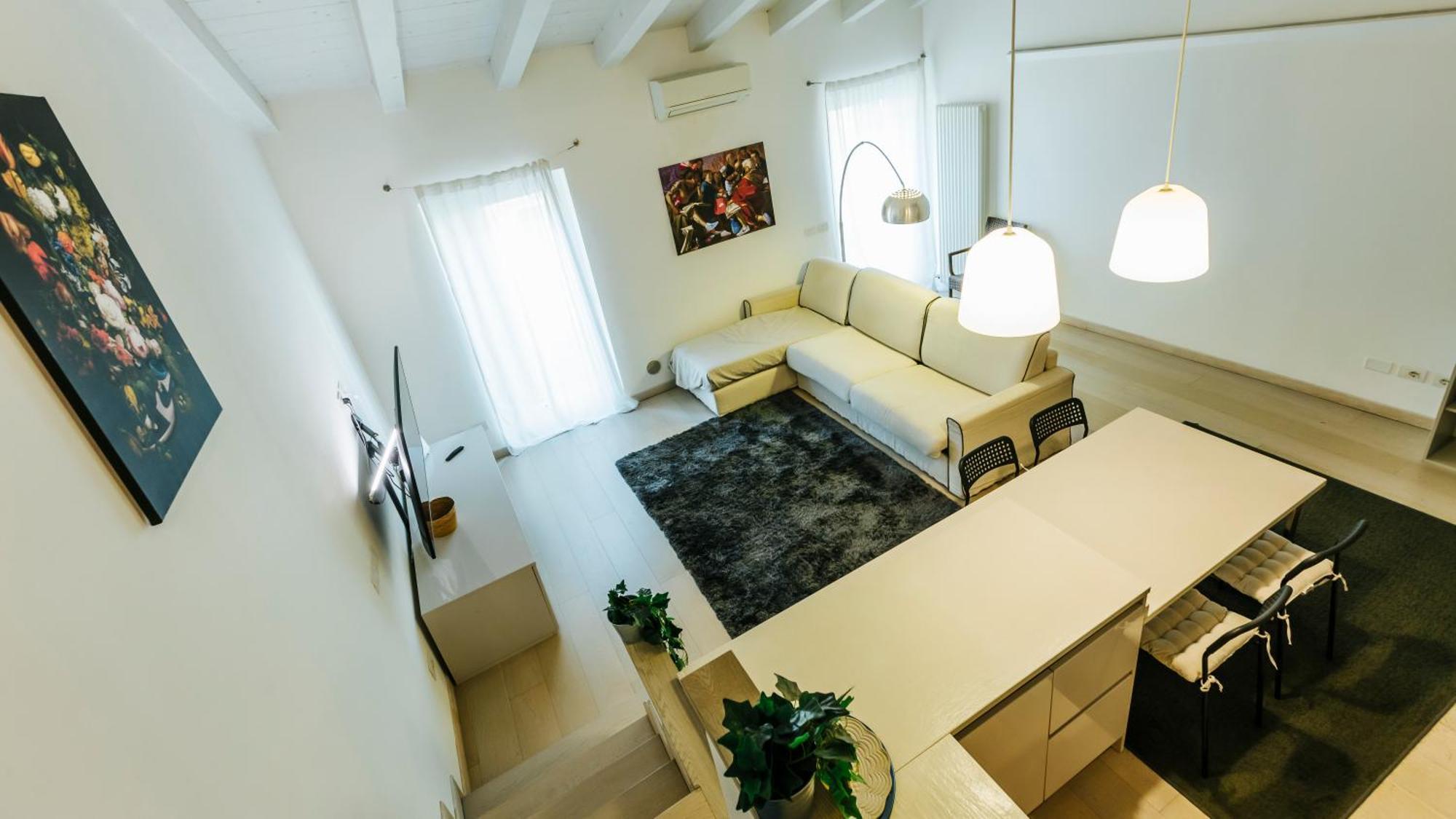 Palazzo Romeo Apartment - Verona — Photos 1